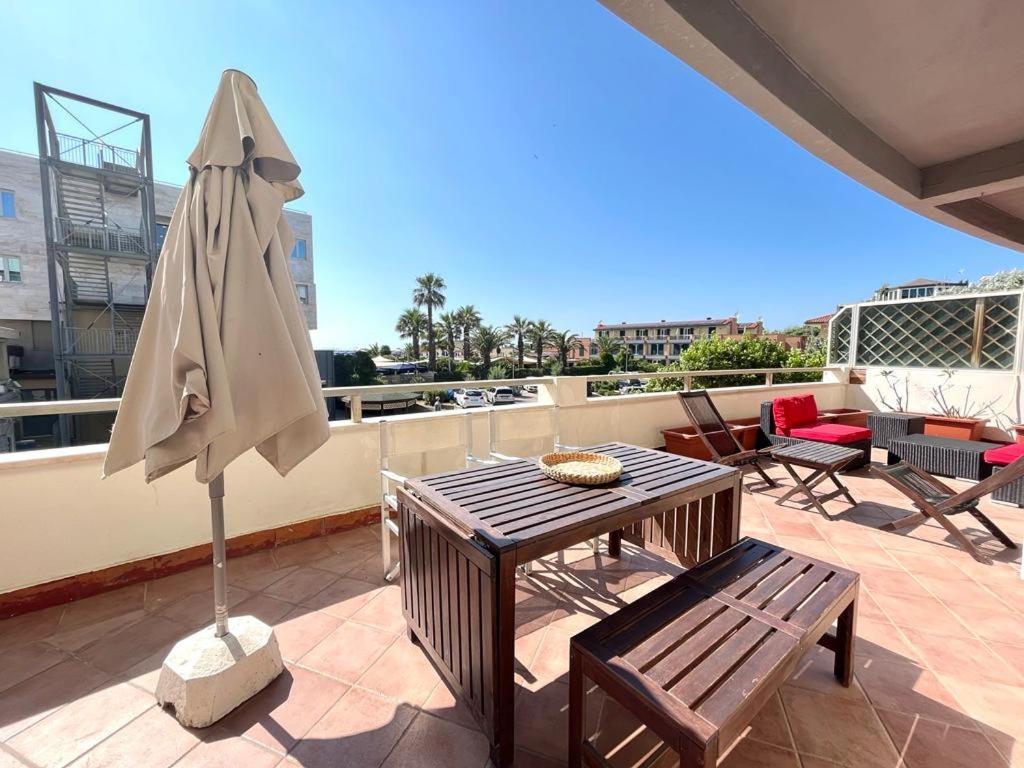 Imperiale Apartment Tirrenia Exterior foto